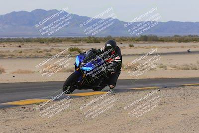 media/Dec-17-2022-SoCal Trackdays (Sat) [[224abd9271]]/Turn 9 Inside (1pm)/